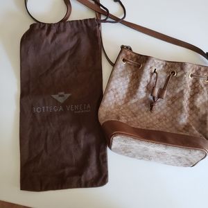 Bottega Veneta bucket crossbody bag vintage